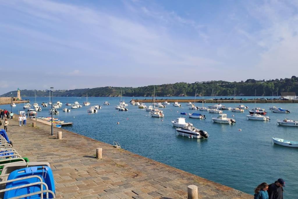 Plain Pied, 200m Du Port, 2 Apartment *